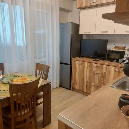 Deni's By The Sea - Apartment Burgas