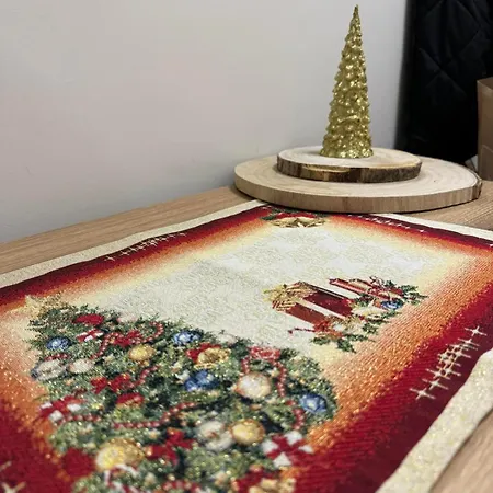 Deni's By The Sea - *