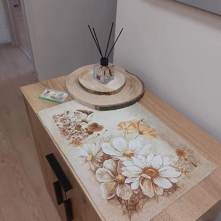 Apartman Deni's By The Sea - *