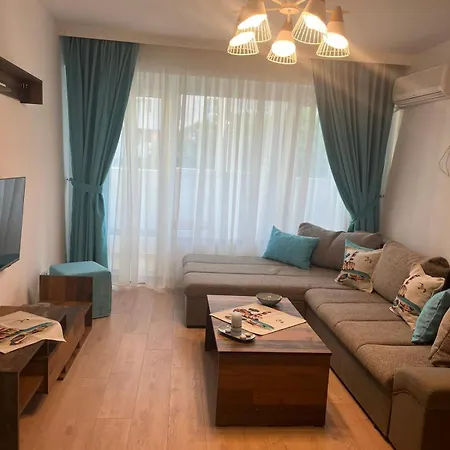 Deni's By The Sea - 아파트 *